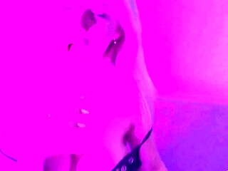Busty Blonde Vik1One's Passionate Solo Cam Show