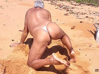 Ladysilva crossdress what a hot slut in panties on the beach