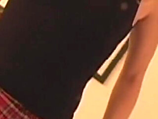 Morgan March & Simon Synister Sanpan Handjob Facial