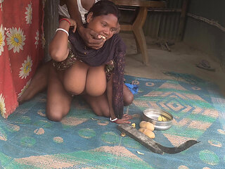 Indian desi housewife Ne dudh pilaya aur chudai Kiya