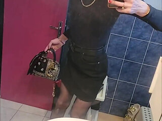 Look My Skirt in Jean's on a Parking Lot in the Forest of Snart. Vanessabitchx Parischiennetrvprod