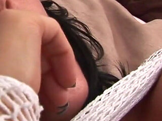 Curvy MILF Peaches Makes Her Porn Debut for Maturenl!