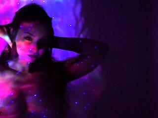 Solo Amateur Latina Teen With Big Boobs on Webcam