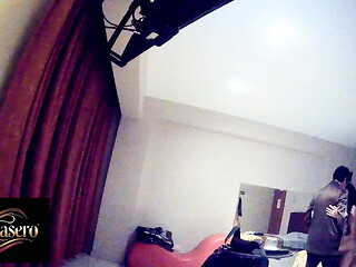 LLEGANDO AL HOTEL PARA CACHARLA PARTE 1 (FLASH - FLASH - FLASH)