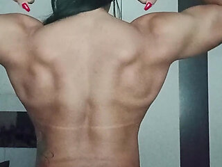 Real men appreciate muscular moms