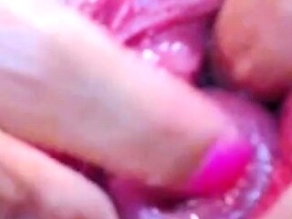 Amateur girl solo masturbation