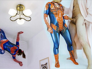 SPIDER BITCH CAUGHT RED-HANDED