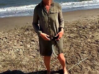 A hotwife and her cuckold at the beach