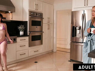 Naughty Stepdaughter Pixie Smalls Sneaks Passionate Sex With Stepdad - Blowjob & Doggystyle