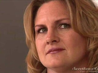 Lez be friends: Licking, Fansly  Lesbian Porn