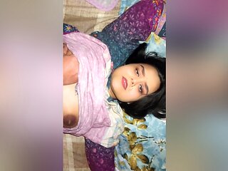 Pakistani Boy Fucked Chubby Neighbor Aunty