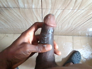 Masturbating without lubricant