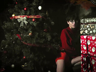 Jerking off Under the Christmas Tree