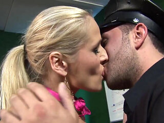 Free in change of sex