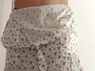 Sexy Nalgona Masturbates in a Clothing Store