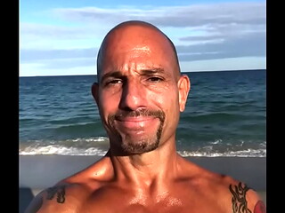 THE HAPPY PORNSTAR MAXXX LOADZ