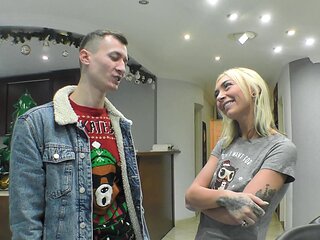 Blond beauties Charlie & Chloe in steamy action