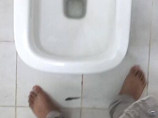 I bet u like seeing me pee and wish that it was on ur face degrading ur horny body