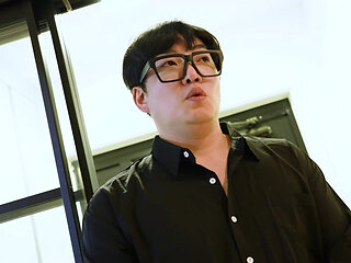 Scumbag Bro Who Only Targets Divorced Women