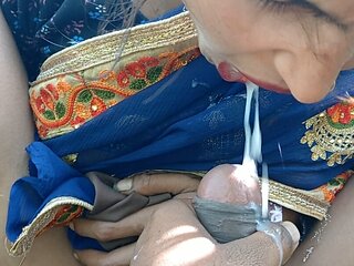 Khet mai Milk pressing boobs cum nikala mouth mai