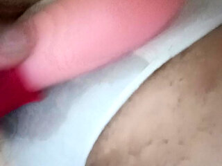 Rubbing My Pussy to Orgasn