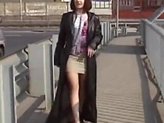 Exhibitionism on the Motorway