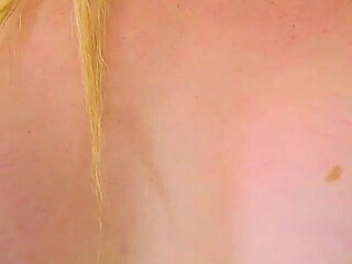 English MILF Classy Filth Lets You Enjoy Her Inviting Sex Holes
