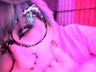 Close up amateur masturbating solo