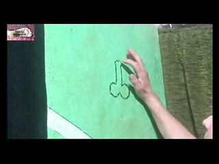 Mel Pintando Um Pau 1 - Version View