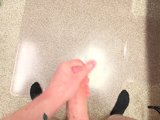 Tall Hairy Man Makes a Mess With His Huge Load