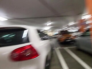 Trashy Kiwi slut shows off at the mall and on a busy public street