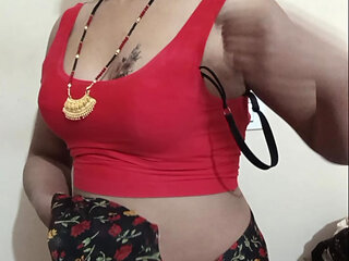 Bhabhi Ka Saree Mein Full Nude Video