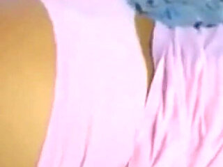 Bootylicious Babe Alert: Sexydea's Wild Webcam Adventure with Squirting Action!