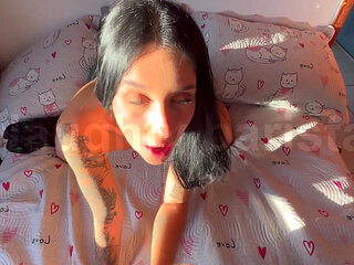 Fucking the slut before training with her leggings jammed in her ass