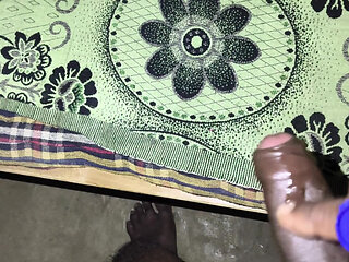 The stepmother took off her clothes and let her ass be fucked