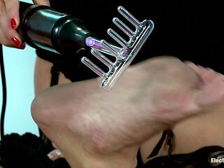 Hot MILF Simone Sonay Experiences Electro for the Very First Time