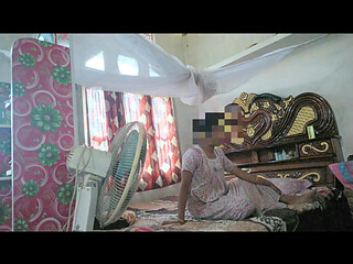 Desi purosi bhabi ne bulaya ghar pe chudne keliye,sex video american