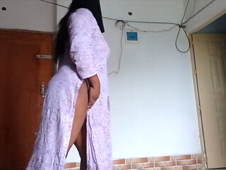 Desi girl hoti noti demanding video