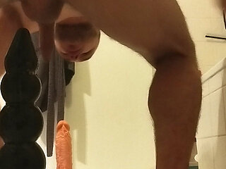 Reite Meinen Extrem Grossen Schwarzen Dildo Bis Ich Ein Harten Orgasmus Kriege!