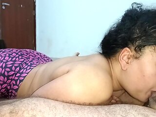 Best Ball Sucking On Porn Hub, She Is Insane With The Balls In Her Mouth