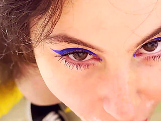 Make-up Flowers Turned Into Make-up Sex