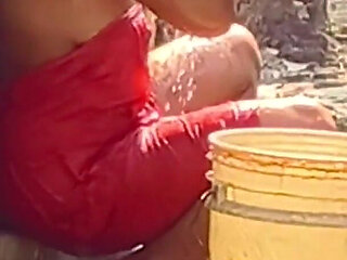Desi Randi Bhabhi Big Boob Big Chest
