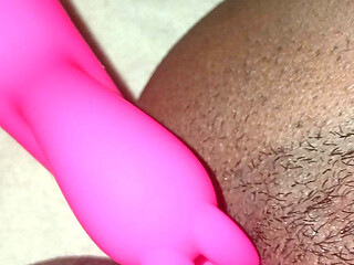 Hairy and creamy Colombian pussy