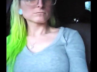 Come suck mommies titties, it makes me come so easy