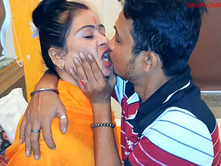 Indian Leady Monk(Sanyasini) 1st time sex with a hotel Manager