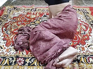 Soyi hui step sister ke bur me laura daal diya