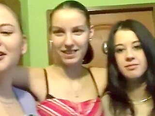 Dude Sex With 3 Beauty In Bar Wc
