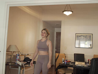 My Friend Brags About His Fortune to Me, but His Girlfriend Only Wants My Cock