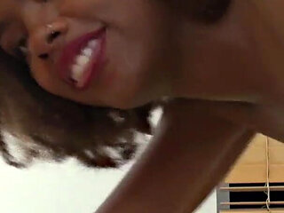 Ebony beauty Bonnie Humphrey blows Richard Nailder