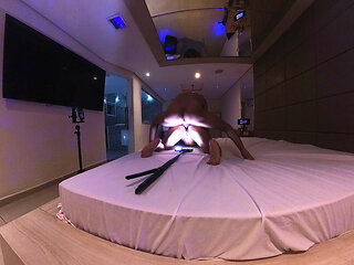 Mature Muscular Huge Clitoris VR Bonus